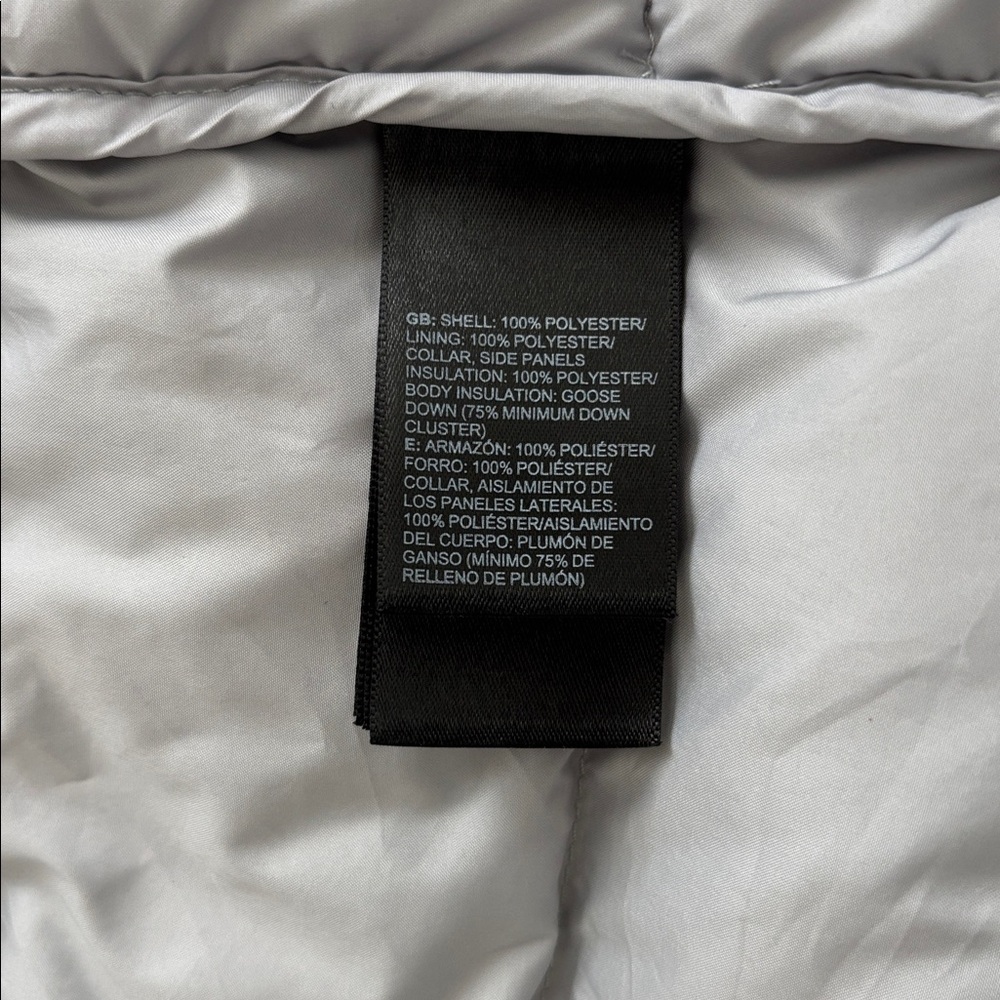 The North Face Size S Gray Women’s Puffer Vest - Picture 3 of 7